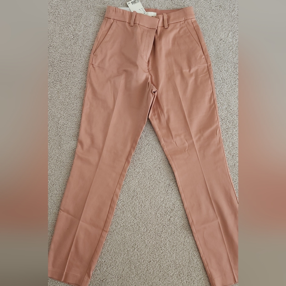 Brand New Women's H&M Ankle Pants. Size 4